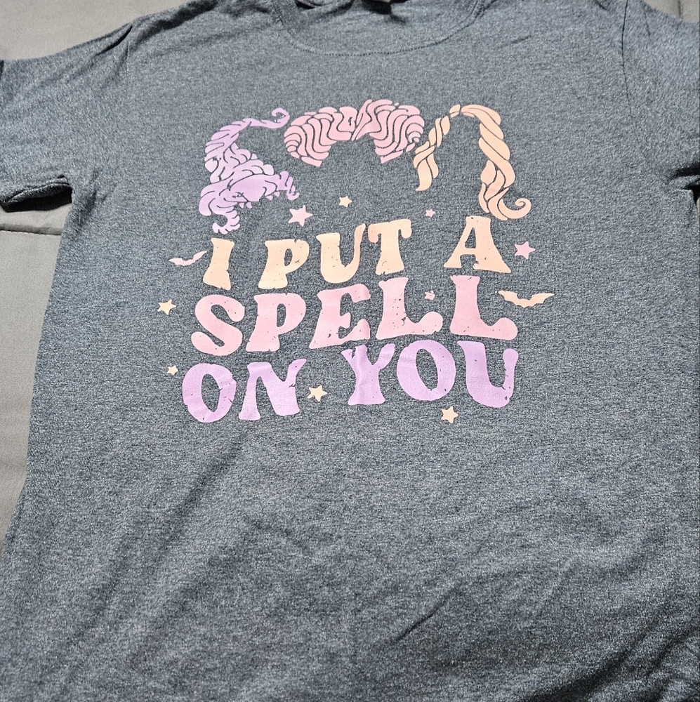 Gray Hocus Pocus I Put A Spell On You Halloween Graphic Tee